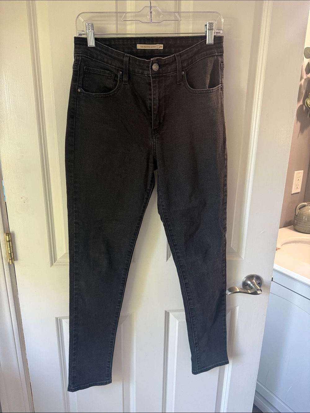 Levi's Black Women's Skinny Jeans - High Rise